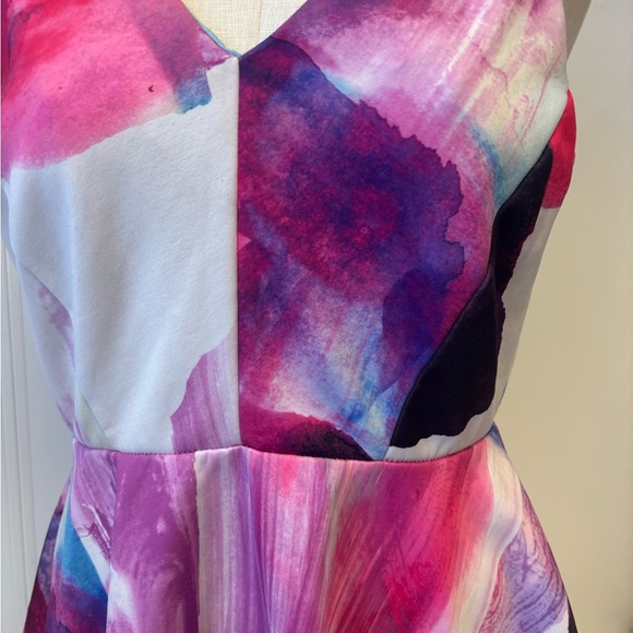 Sleeveless watercolor print tank H & M size medium SKU 6001 - Picture 2 of 8